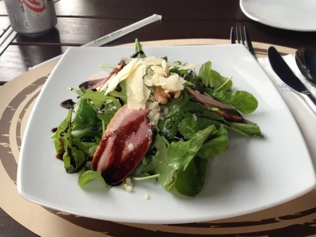 Smoked duck salad|Vatchariya Ngaotheppitakさん