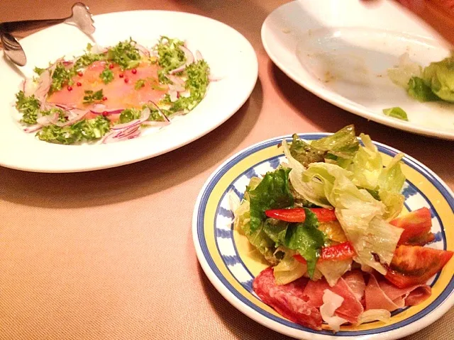 マンマパスタにて💓前菜！食いしん坊サラダ＆カジキ鮪のカルパッチョ|市嶋すみれさん