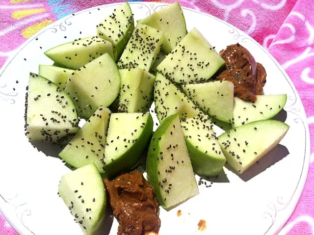 apples & almond butter|vanessa volpicelliさん