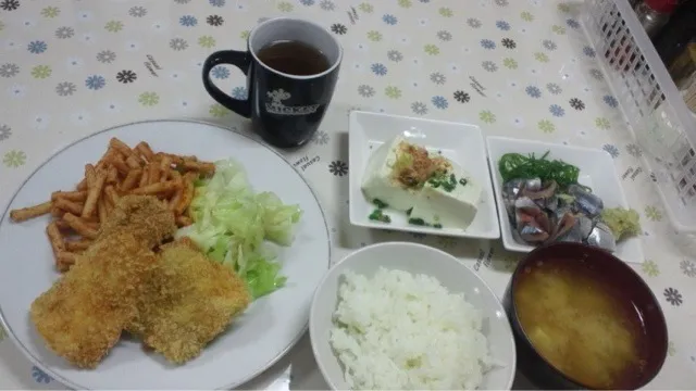 本日の夕食(^-^)/賄い食だよ|ジローさん