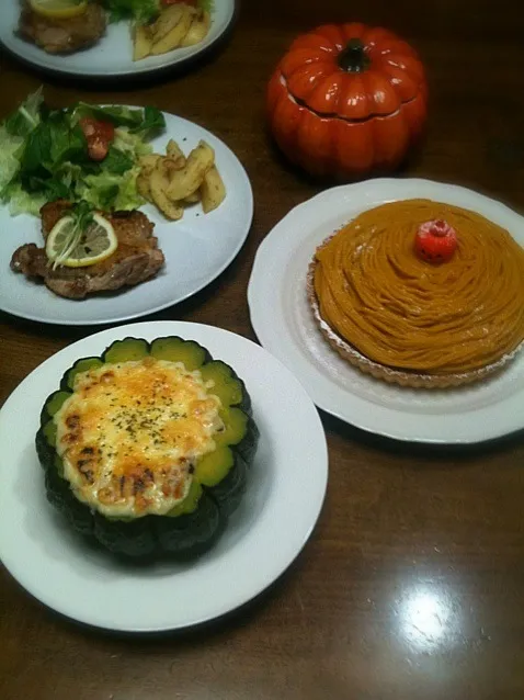 ハロウィン かぼちゃのグラタン チキンソテーレモンソースがけ かぼちゃのモンブランタルト🎃|kanapinさん