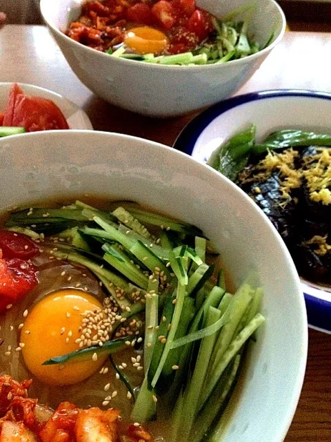 温玉しくじった！温かい生卵に！の冷麺。|みつなち☆さん