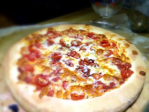 Snapdishの料理写真:margarita pizza|lunayaさん