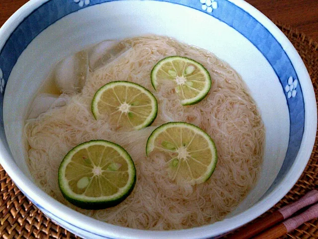 Snapdishの料理写真:すだち素麺|ひろたんさん