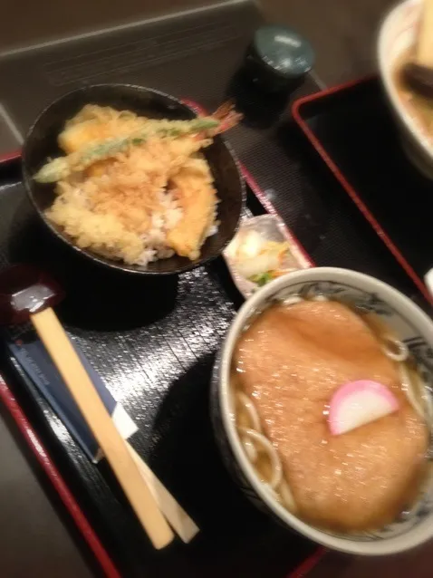 きつねうどん＆天丼|まおさん