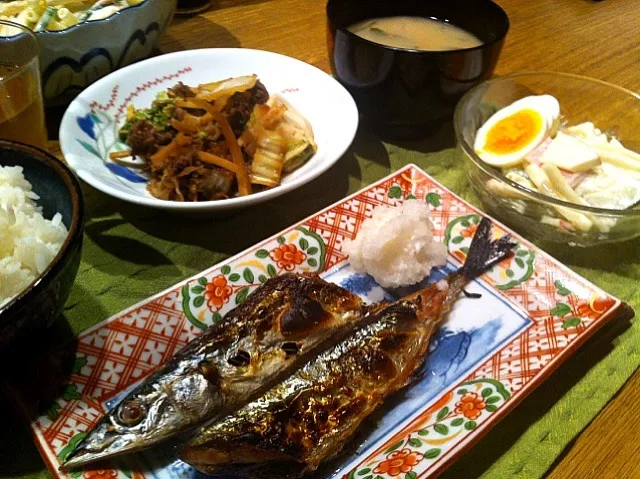 秋刀魚の塩焼き   ゴボウと牛肉の煮物  マカロニサラダ  味噌汁|高田恵子さん