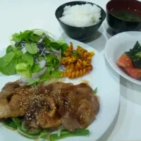 Snapdishの料理写真:しょうが焼き|陸ママさん