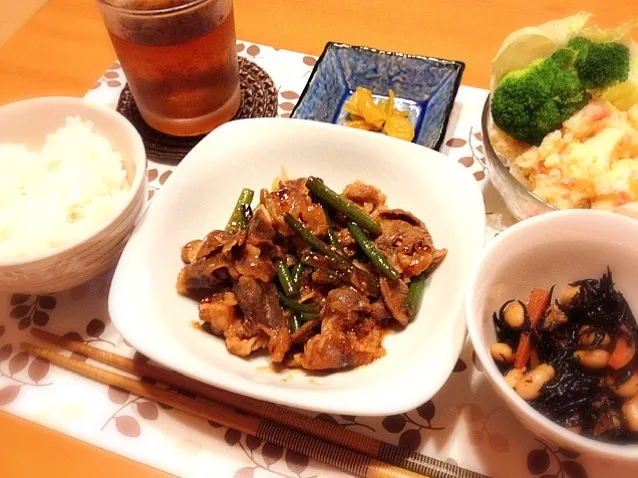 牛バラとニンニクの芽炒め定食♪(|めんこさん