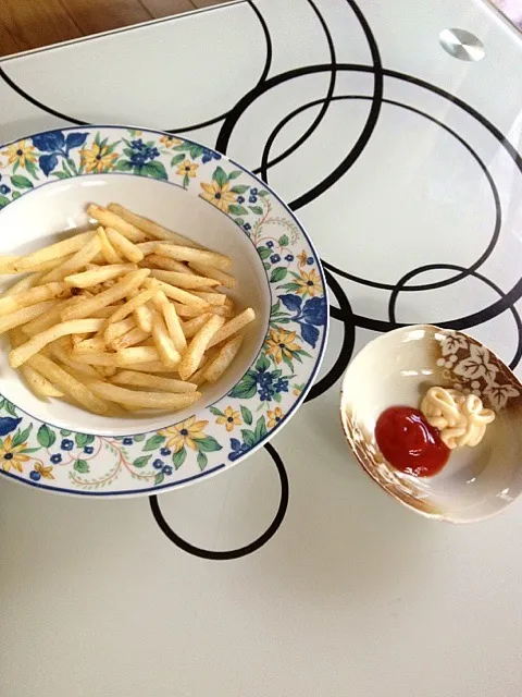 Snapdishの料理写真:FrenchFries :D|Nonchanさん