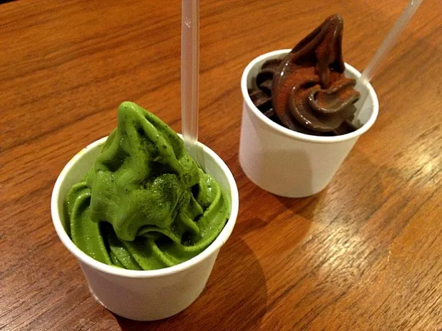 green tea & belgian chocolate icecream|Tunaさん