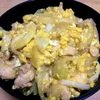 Snapdishの料理写真:三つ葉抜き親子丼|Helenen Baeさん