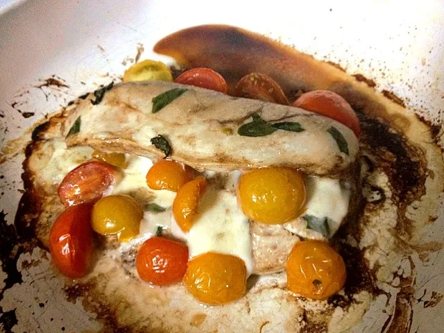 caprese stuffed chicken|Emilyさん