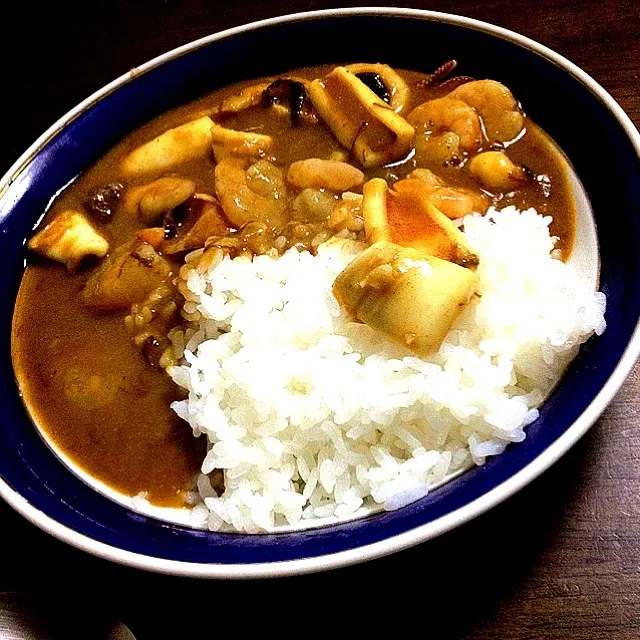 Snapdishの料理写真:シーフードカレー|あいこさん