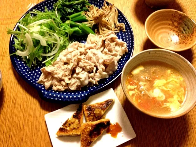 冷しゃぶ、トマトのスープ、油揚げ焼き|とうきびさん