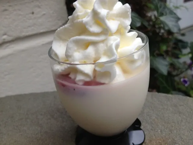 olivia's panna cotta|linda rafossさん