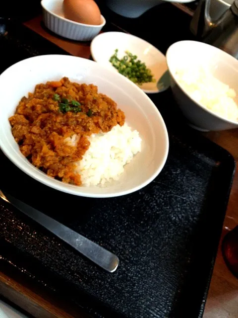 キーマカレーと地鶏の卵かけごはん|ゆーかさん