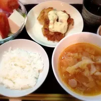 チキン南蛮 豆腐サラダ 南瓜の煮物 野菜スープ もずく酢|ユリクロさん