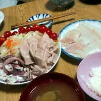 Snapdishの料理写真:イカ刺身と温野菜|xiaさん