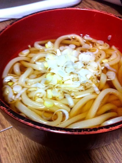 お夜食の素うどん|じゃのさん