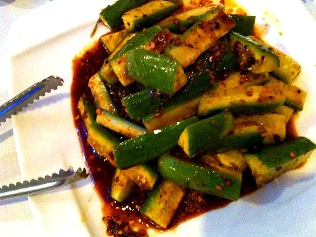 spicy cucumber salad with chili|michael nassarさん