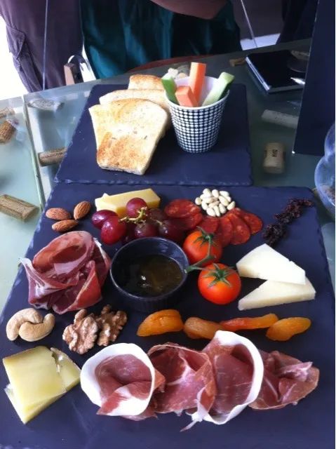 jamon n cheese platter|willzさん