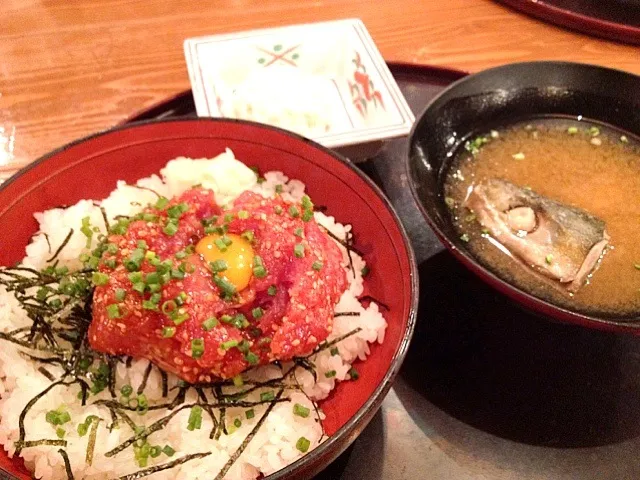 まぐろ醤油麹ユッケ丼セット|puniさん