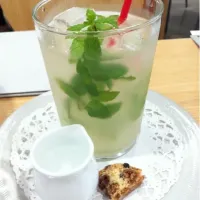 Ginger and mint tea|Glen Podionoさん