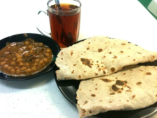 capati with daal|Ahmad Nazri Mohamed Naimさん