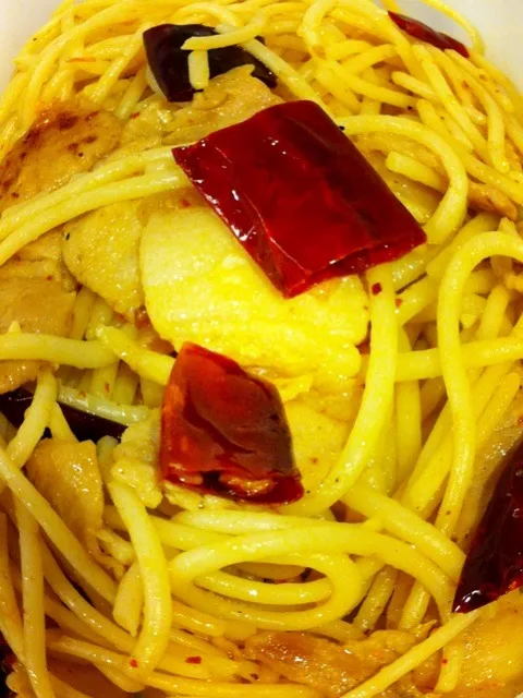 สปาฯพริกแห้งหมู spaghetti with dried hot pepper|Toa Nakaratさん