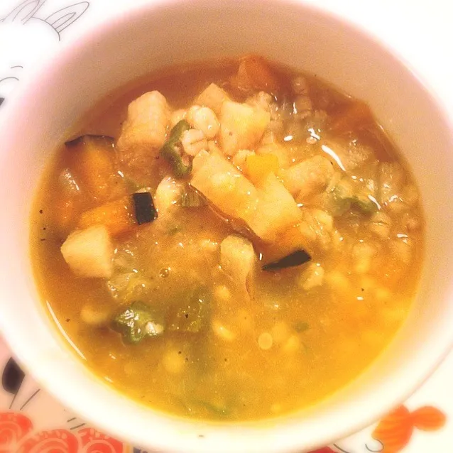 生姜タップリ押麦と長芋の食べるスープ(^^)土鍋でことこと煮込んで優しい味わい！夏の冷えた身体を暖めて(#^.^#)|yoccoさん