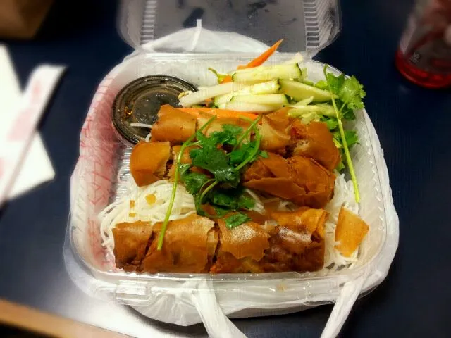 egg rolls vermicelli|Kayさん