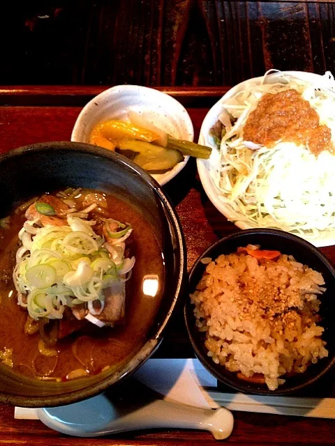 炊き込みご飯豚汁定食 小盛|ringoさん