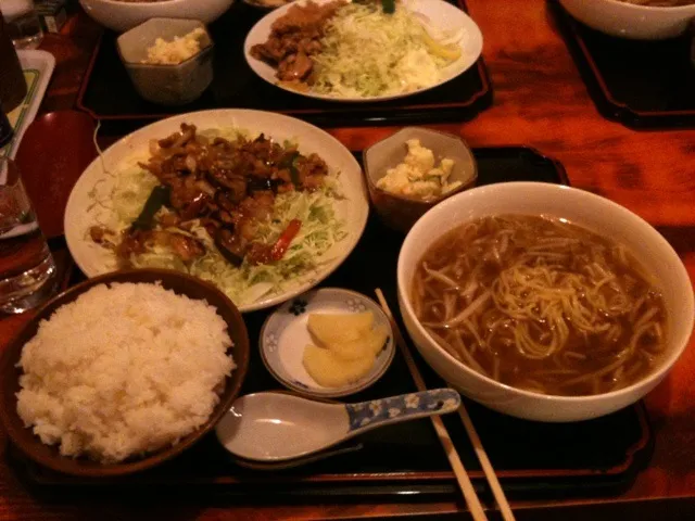 味噌豚バラ焼き定食|izumizakiさん