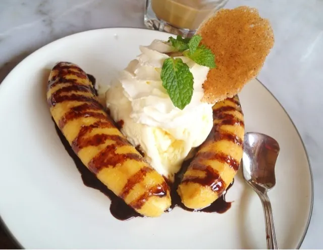 Banana Flambe Ala Mode|Iwan Setiawanさん