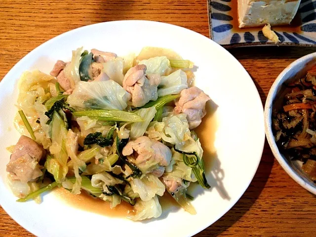 鶏肉とセロリの炒め物＊切り干し大根|まゆみ*✾さん