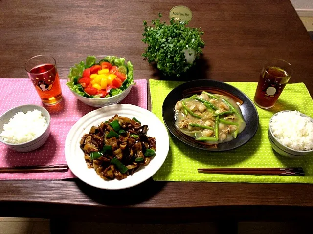 豚肉と茄子とピーマンの甜麺醤炒め、カラフルサラダ、帆立とアスパラの生姜あんかけ|pentarouさん