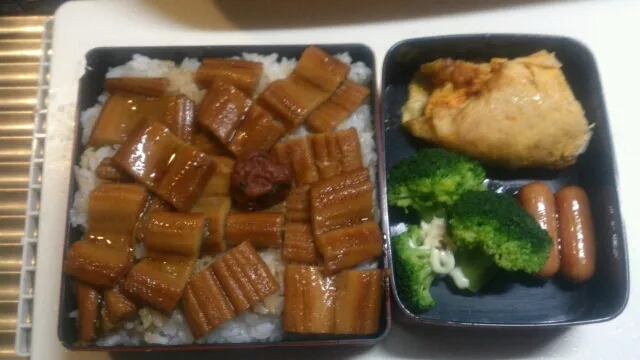 Snapdishの料理写真:お弁当！穴子です！|跡治勇吾さん