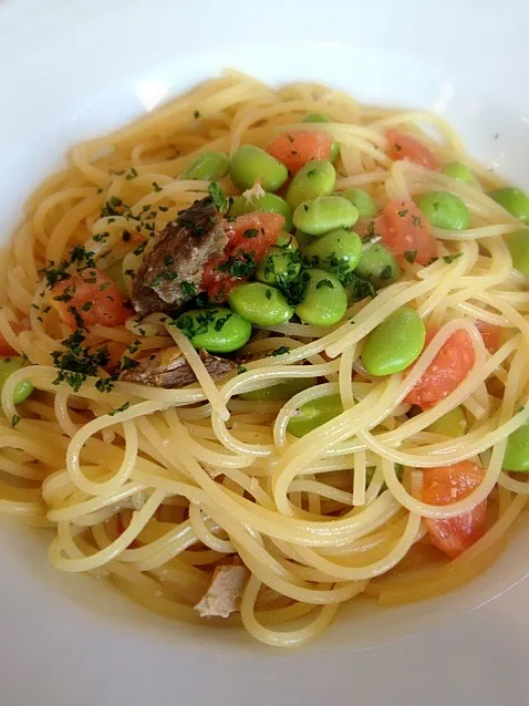 尾鷲産魚のスモークと枝豆のパスタ|フェザーさん