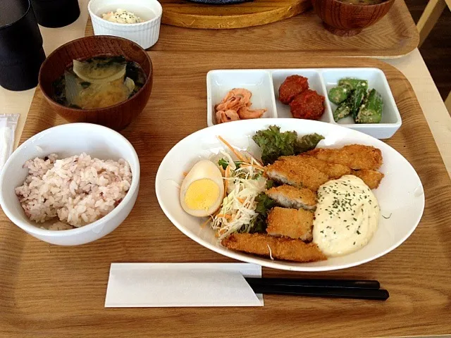 白身魚フライ定食|中島 純さん