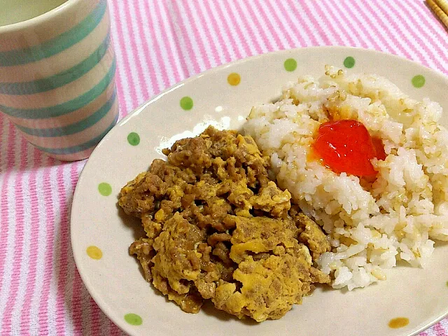 玉子そぼろと味噌玉子ごはん|サクラ＊キホン暇人＊さん