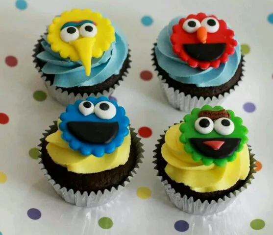 Sesame Street Cupcakes|zina jacksonさん