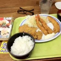 とんかつ、イカフライ、エビフライ定食|machuさん