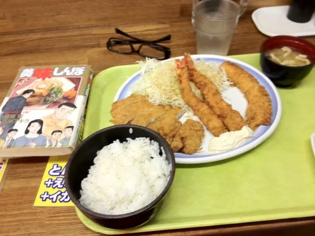 とんかつ、イカフライ、エビフライ定食|machuさん