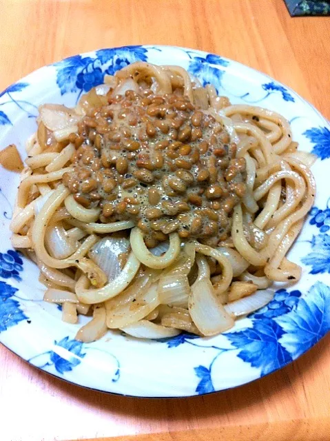 納豆焼きうどん|yokota naoyaさん