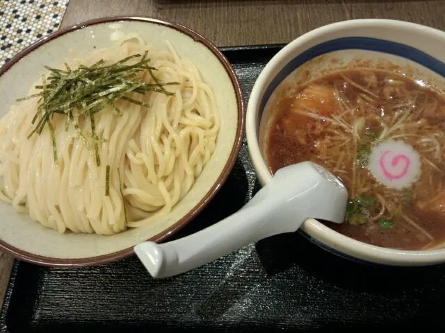 じょうしょうけん|杉園志保さん