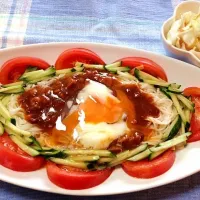 Snapdishの料理写真:温玉ジャージャー麺|オチャッピーさん