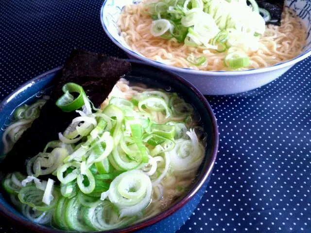 ふたりde正麺・塩。ねぎもりもり。|まにまぁるさん