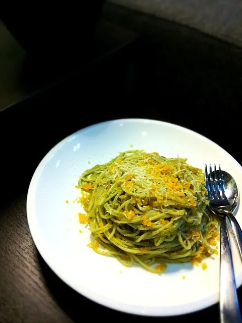 salt cured egg yolk and pesto spaghettini|rick chanさん