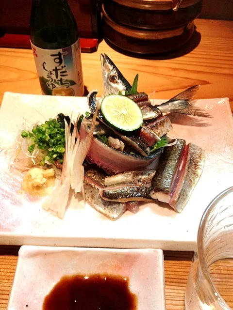 秋刀魚の焼き霜造り|あにさんさん