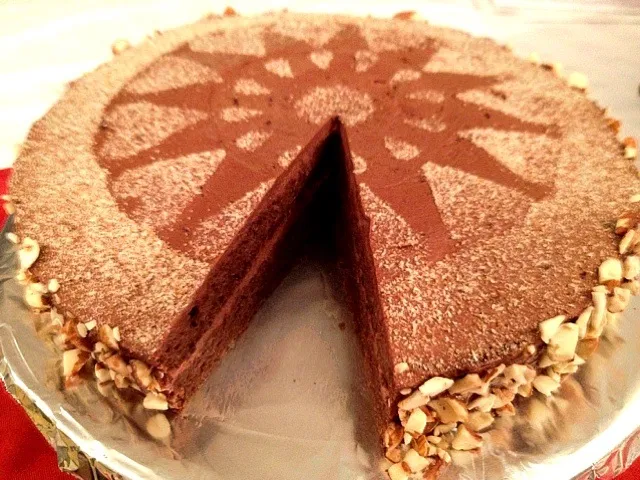 Grand Marnier chocolate cake, whipped ganache, toasted almonds|Bridgetさん